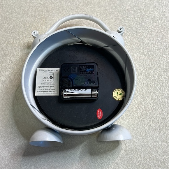 Quartz clock - Picture 2 of 2